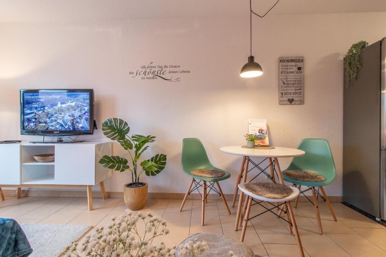 Modernes Apartment Im Gruenen I Balkon I Wlan I Stellplatz Шварценберг Экстерьер фото
