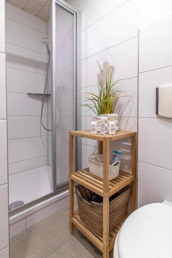 Modernes Apartment Im Gruenen I Balkon I Wlan I Stellplatz Шварценберг Экстерьер фото